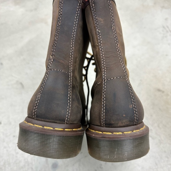 Dr. Martens 1460 Crazy Horse Leather Lace Up Boots - Picture 4 of 6